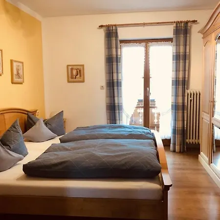 Сasa de vacaciones With 3 Bedrooms *