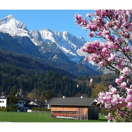 Сasa de vacaciones With 3 Bedrooms *
